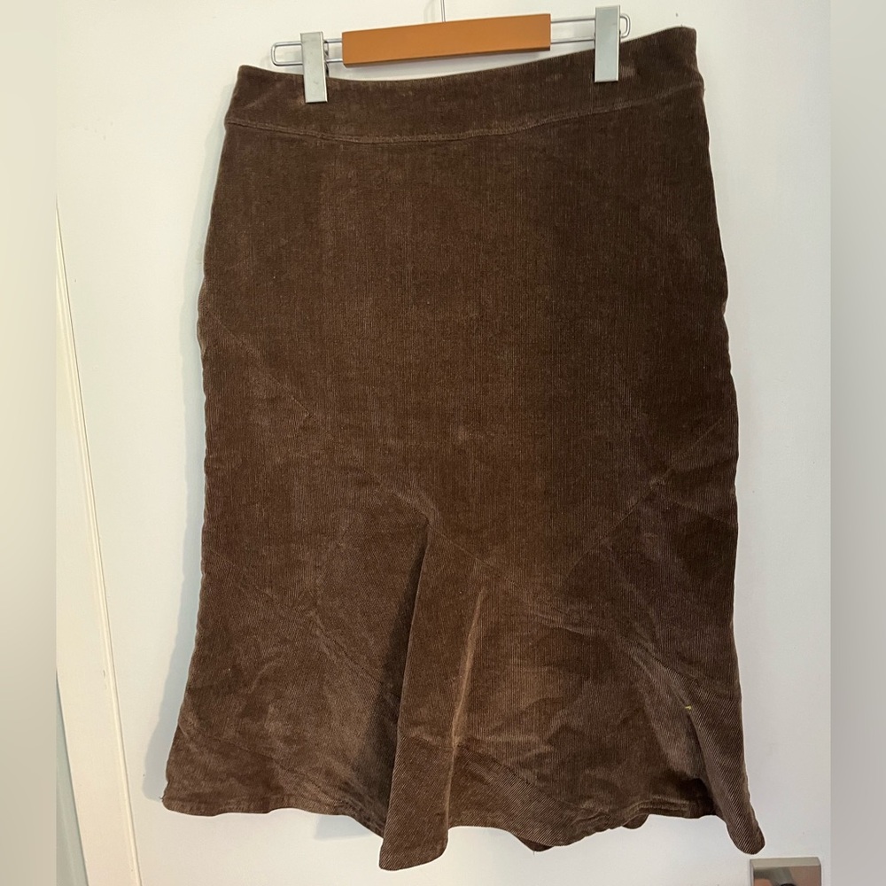 Classic Brown Corduroy Below Knee Flare Skirt Waist 34”